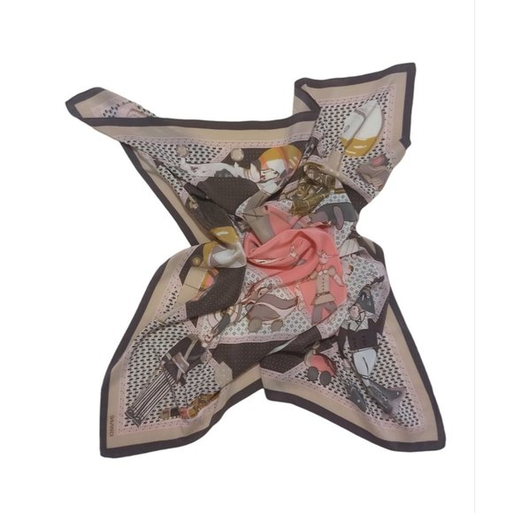 DAVINCI Black & Pink With Art Print Silk Scarf 35"/ 32” EX COND - Picture 7 of 12